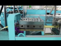 عدة مواصفات عرض 63mm-75mm-89mm-150mm خفيفة المقياس آلات إطار الفولاذ لهيكل المنزل